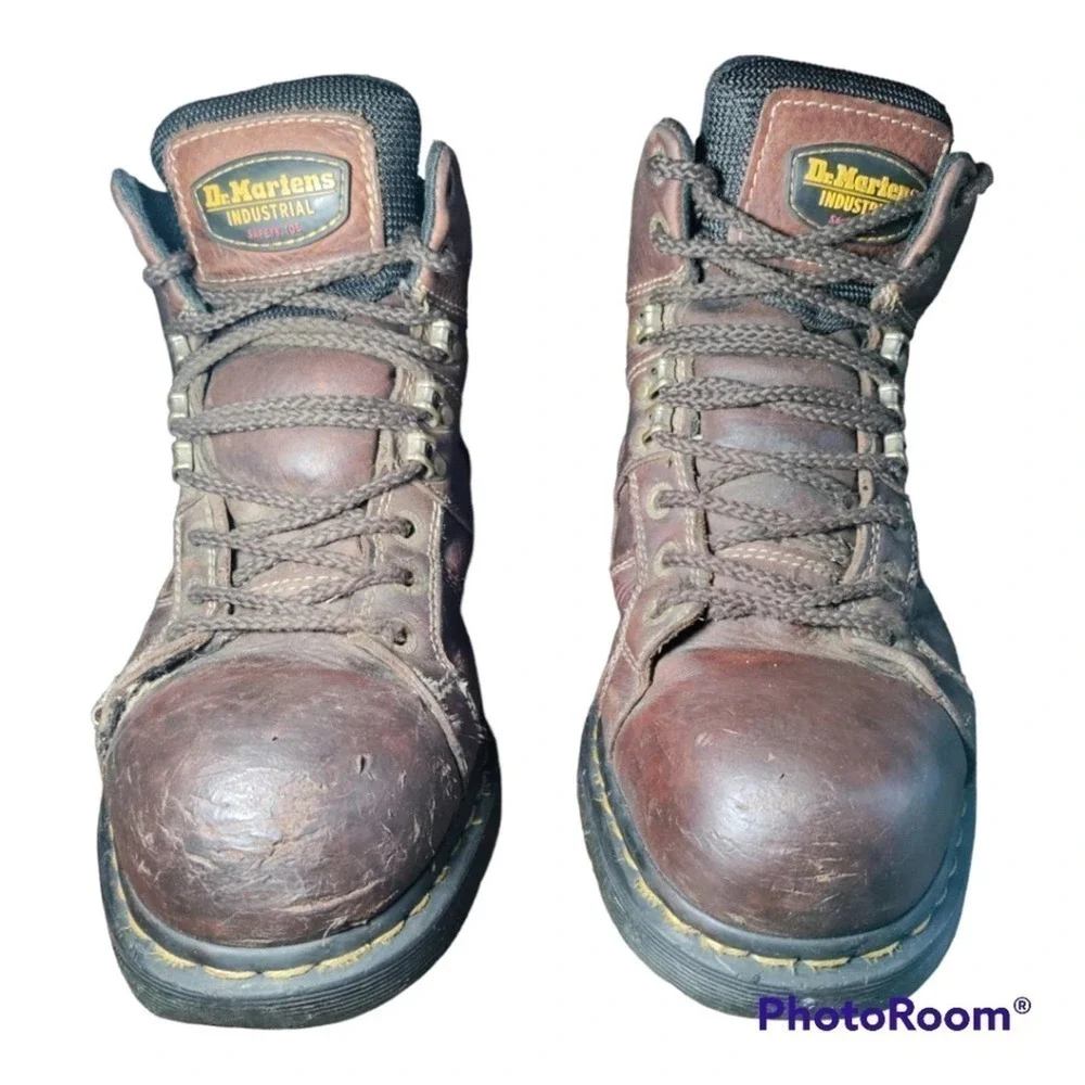 Dr Martens Industrial brown leather safety toe work boots size 9 mens/10 womans